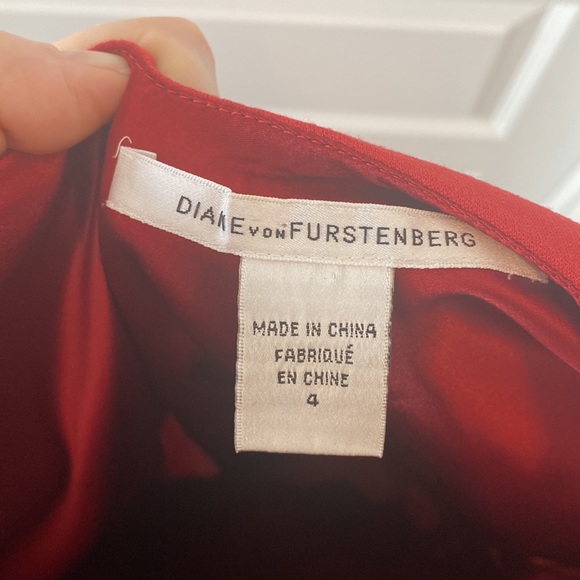 Diane von Furstenburg JORI dress- size 4 in red - Picture 4 of 6